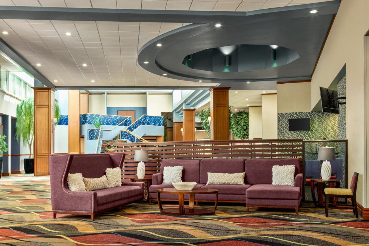 Holiday Inn Louisville East - Hurstbourne By Ihg Exterior photo